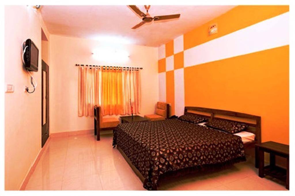 Отель Ranikhet Grand Номер фото